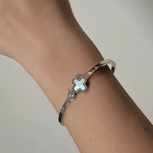 FAUX Van Cleef bracelet